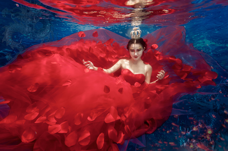 水下婚紗攝影/水下婚紗
